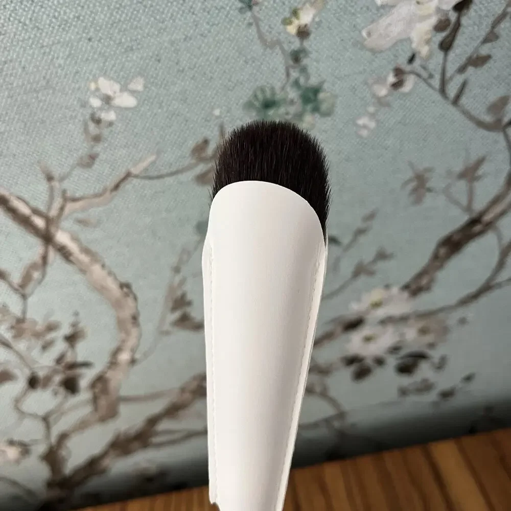 Hermès Les Pinceaux Generous Powder Application Face Makeup Brush L'Aérien